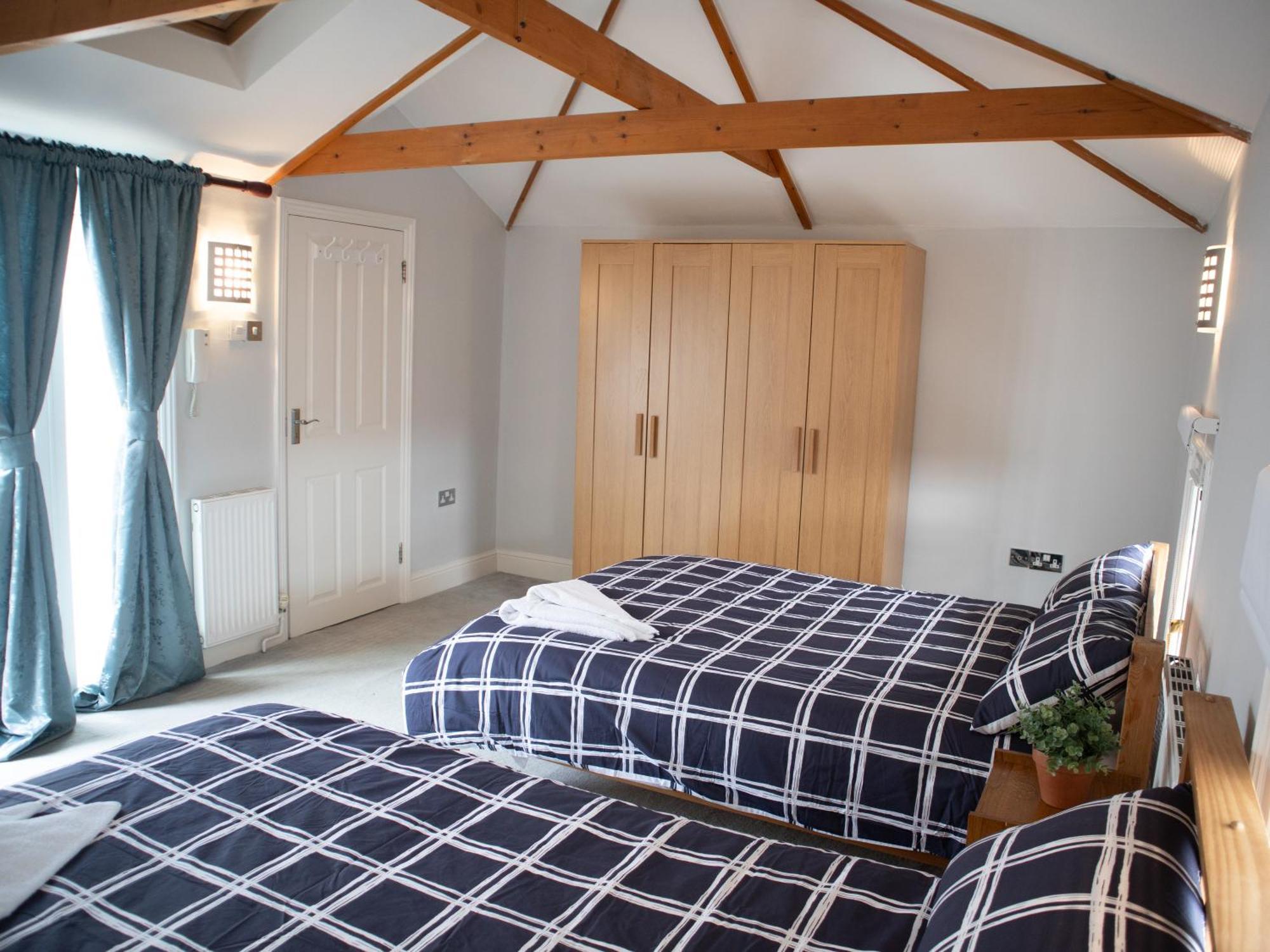 Apartamento Bright Private Terrace - Free Private Parking - Tv - Wifi - Netflix Croydon Exterior foto