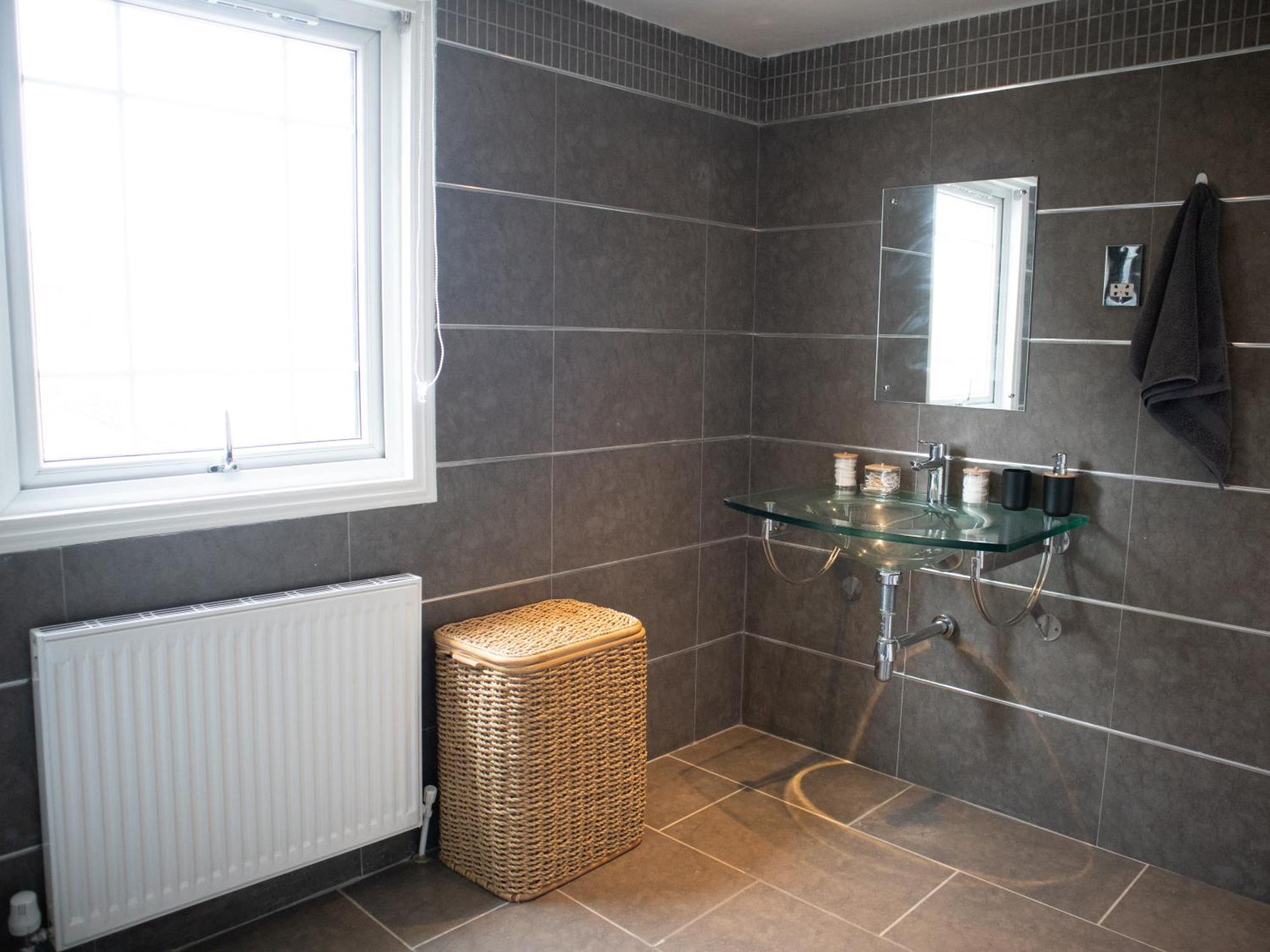 Apartamento Bright Private Terrace - Free Private Parking - Tv - Wifi - Netflix Croydon Exterior foto